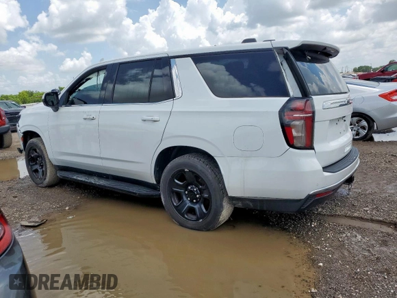 2022 Chevrolet Tahoe z VIN 1GBSCLED5NR233554, wystawiony jako Copart lot #61064025 z przebiegiem Nie podano mil oraz Czysty tytuł • Clean title. Historia ofert i sprzedaży dostępna na DreamBid. Obrazek 2.