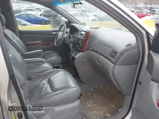 2004 Toyota Sienna XLE with VIN 5TDZA22C24S160407, listed as a IAAI auction lot 42199207 with 217,252 mi miles and . Bid and sale history available at DreamBid. Image 5.
