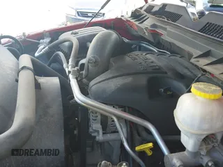 2018 Ram 1500 Express z VIN 1C6RR6KT2JS279889, wystawiony jako IAAI lot #42867338 z przebiegiem 170 175 mil mil oraz . Historia ofert i sprzedaży dostępna na DreamBid. Obrazek 19.