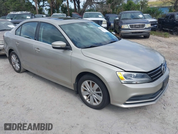 2016 Volkswagen Jetta Sedan 1.4T SE with VIN 3VWD67AJ9GM321104, listed as a IAAI auction lot 40633152 with 126,335 mi miles. Bid and sale history available at carsss.com. Image 1.