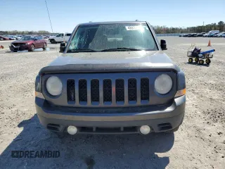 2014 Jeep Patriot High Altitude with VIN 1C4NJPFAXED758133, listed as a Copart auction lot 48975185 with 193,633 mi miles and Salvage Title. Bid and sale history available at carsss.com. Image 5.