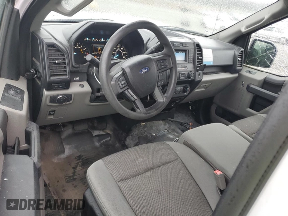 2019 Ford F-150 XL z VIN 1FTMF1CB4KKD65534, wystawiony jako Copart lot #45853215 z przebiegiem 95 872 mil mil oraz Czysty tytuł • Clean title. Historia ofert i sprzedaży dostępna na DreamBid. Obrazek 8.
