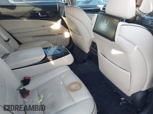 2014 Hyundai Equus Signature with VIN KMHGH4JH2EU083333, listed as a IAAI auction lot 41456178 with 111,929 mi miles and . Bid and sale history available at DreamBid. Image 7.