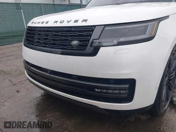 2023 Land Rover Range Rover SE with VIN SALKP9FU3PA051508, listed as a IAAI auction lot 41456091 with 7,635 mi miles. Bid and sale history available at carsss.com. Image 6.