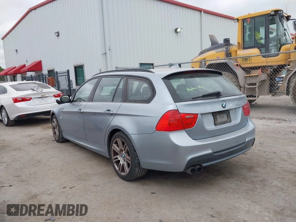 2012 BMW 3 Series 328i xDrive with VIN WBAUU3C5XCA543155, listed as a IAAI auction lot 42055373 with 192,198 mi miles and . Bid and sale history available at DreamBid. Image 14.