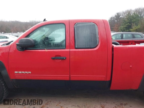 2010 GMC Sierra 1500 SLE z VIN 1GTSKVE33AZ144299, wystawiony jako IAAI lot #41086313 z przebiegiem 199 994 mil mil oraz . Historia ofert i sprzedaży dostępna na DreamBid. Obrazek 14.