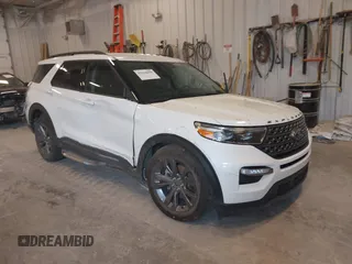 2024 Ford Explorer XLT с VIN 1FMSK8DH3RGA55012, выставлен на аукционе IAAI как лот 42318490 с пробегом 3 248 миль миль и . История ставок и продаж доступна на DreamBid. Изображение 1.