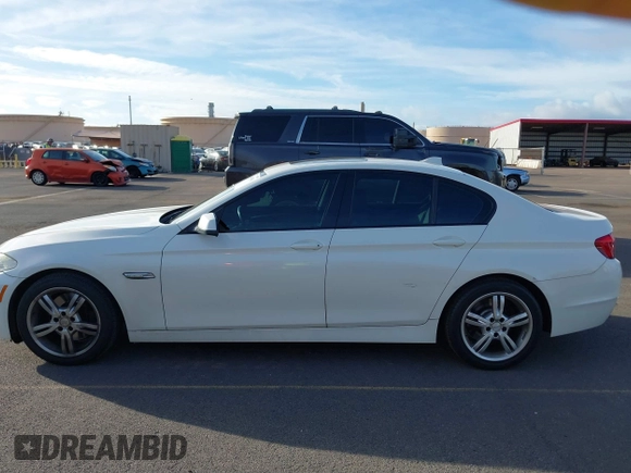 2011 BMW 5 Series 535i with VIN WBAFR7C59BC605360, listed as a IAAI auction lot 41448941 with 92,383 mi miles and . Bid and sale history available at DreamBid. Image 14.