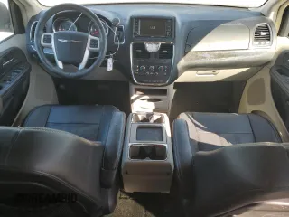 2015 Chrysler Town & Country LX with VIN 2C4RC1AG0FR730019, listed as a Copart auction lot 87692275 with 101,892 mi miles and Salvage Title. Bid and sale history available at carsss.com. Image 8.