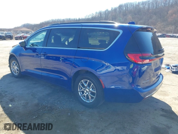 2021 Chrysler Pacifica Touring with VIN 2C4RC1FG5MR511546, listed as a IAAI auction lot 41882085 with 85,635 mi miles and . Bid and sale history available at DreamBid. Image 3.