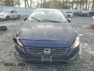 2015 Volvo S60 T5 Drive-E Premier z VIN YV126MFB2F2304526, wystawiony jako Copart lot #86641134 z przebiegiem 79 551 mil mil oraz Szkoda całkowita • Salvage title. Historia ofert i sprzedaży dostępna na DreamBid. Obrazek 5.