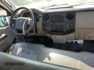 2008 Ford F-250 XL with VIN 1FDSX20558ED20386, listed as a Copart auction lot 61328455 with 111,449 mi miles and Salvage title. Bid and sale history available at DreamBid. Image 8.