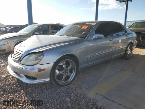 2001 Mercedes-Benz S-Class with VIN WDBNG75JX1A147190, listed as a Copart auction lot 68037254 with 0 mi miles and Salvage Title. Bid and sale history available at carsss.com. Image 1.