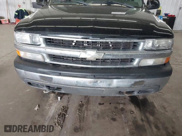 2005 Chevrolet Suburban LT z VIN 1GNFK16Z45J191317, wystawiony jako IAAI lot #41715102 z przebiegiem 322 412 mil mil oraz . Historia ofert i sprzedaży dostępna na DreamBid. Obrazek 6.