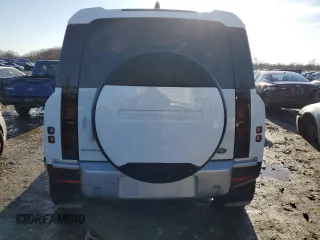2021 Land Rover Defender SE z VIN SALEP7RU3M2051477, wystawiony jako Copart lot #44318715 z przebiegiem 55 970 mil mil oraz Czysty tytuł • Clean title. Historia ofert i sprzedaży dostępna na DreamBid. Obrazek 6.