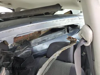 2006 Toyota Matrix STD with VIN 2T1KR32E16C619732, listed as a Copart auction lot 52933655 with Not Provided miles and Salvage Title. Bid and sale history available at carsss.com. Image 10.