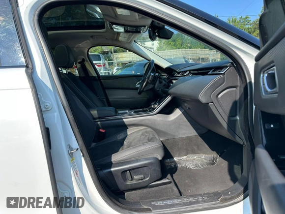 2019 Land Rover Range Rover Velar z VIN SALYA2EX8KA216069, wystawiony jako Copart lot #60791875 z przebiegiem 60 814 mil mil oraz Czysty tytuł • Clean title. Historia ofert i sprzedaży dostępna na DreamBid. Obrazek 6.