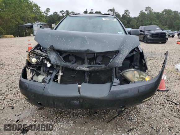 2005 Lexus RX 330 with VIN JTJHA31U650089175, listed as a Copart auction lot 70660964 with 167,072 mi miles and Salvage Title. Bid and sale history available at carsss.com. Image 5.