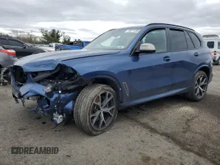 2021 BMW X5 M50i with VIN 5UXJU4C03M9E52555, listed as a Copart auction lot 48171365 with 64,731 mi miles and Salvage Title. Bid and sale history available at carsss.com. Image 1.