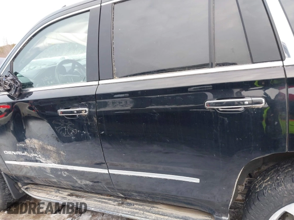 2020 GMC Yukon Denali with VIN 1GKS2CKJ5LR301216, listed as a IAAI auction lot 41439076 with 76,129 mi miles. Bid and sale history available at carsss.com. Image 14.