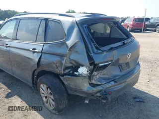 2019 Volkswagen Tiguan S с VIN 3VV1B7AX4KM085980, выставлен на аукционе IAAI как лот 42156717 с пробегом 103 104 миль миль и . История ставок и продаж доступна на DreamBid. Изображение 6.