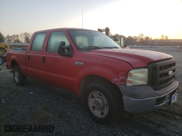 2006 Ford Super Duty F-250 XL with VIN 1FTSW20536EA80937, listed as a Copart auction lot 78009454 with 121,589 mi miles and Clean Title. Bid and sale history available at carsss.com. Image 4.