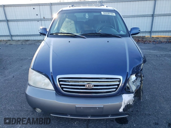 2003 Kia Sedona LX with VIN KNDUP131036461742, listed as a Copart auction lot 83338164 with 111,120 mi miles and Salvage Title. Bid and sale history available at carsss.com. Image 5.