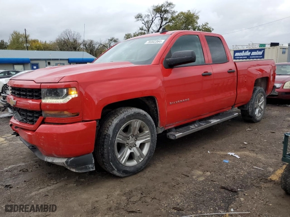 2018 Chevrolet Silverado 1500 Custom with VIN 1GCRCPEC5JZ370769, listed as a Copart auction lot 78302364 with 87,644 mi miles and Salvage Title. Bid and sale history available at carsss.com. Image 1.