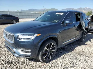 2021 Volvo XC90 Inscription Expression with VIN YV4BR00K8M1733412, listed as a Copart auction lot 53778423 with 32,363 mi miles. Bid and sale history available at carsss.com. Image 1.