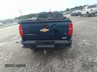 2019 Chevrolet Colorado 4WD LT with VIN 1GCHTCEN1K1345700, listed as a IAAI auction lot 39628771 with 57,622 mi miles. Bid and sale history available at carsss.com. Image 17.