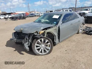 2019 Chrysler 300 Touring with VIN 2C3CCAAG0KH651296, listed as a IAAI auction lot 41177923 with 89,619 mi miles. Bid and sale history available at carsss.com. Image 18.