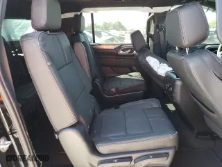2024 Chevrolet Suburban RST with VIN 1GNSCEKD5RR256843, listed as a Copart auction lot 65700784 with 638 mi miles and Salvage Title. Bid and sale history available at carsss.com. Image 11.