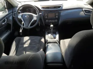 2016 Nissan Rogue S z VIN KNMAT2MV3GP714199, wystawiony jako Copart lot #49898885 z przebiegiem 97 590 mil mil oraz Szkoda całkowita • Salvage title. Historia ofert i sprzedaży dostępna na DreamBid. Obrazek 8.
