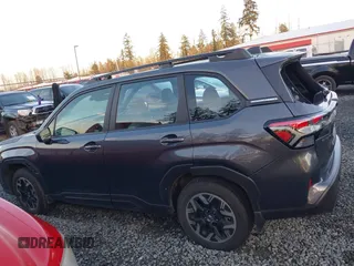2025 Subaru Forester with VIN JF2SLDACXSH412044, listed as a IAAI auction lot 41273371 with 6,816 mi miles and . Bid and sale history available at DreamBid. Image 14.