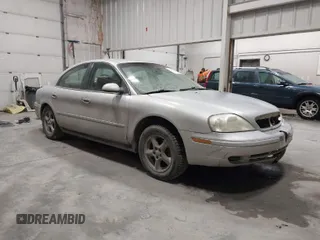2002 Mercury Sable GS with VIN 1MEFM50U02G642354, listed as a IAAI auction lot 41820266 with 188,418 mi miles. Bid and sale history available at carsss.com. Image 1.