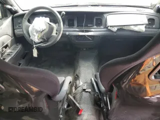 2009 Ford Police Interceptor с VIN 2FAHP71VX9X131331, выставлен на аукционе Copart как лот 58866735 с пробегом Не указан миль и Списание • Salvage title. История ставок и продаж доступна на DreamBid. Изображение 8.