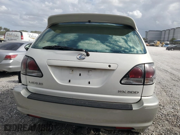 2001 Lexus RX 300 with VIN JTJHF10U210206770, listed as a Copart auction lot 55502095 with 195,369 mi miles and Clean Title. Bid and sale history available at DreamBid. Image 6.