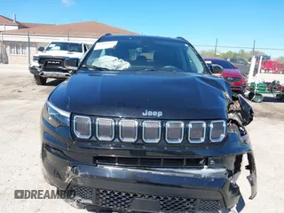 2022 Jeep Compass Limited z VIN 3C4NJDCB4NT189558, wystawiony jako IAAI lot #42337555 z przebiegiem 40 109 mil mil oraz . Historia ofert i sprzedaży dostępna na DreamBid. Obrazek 11.