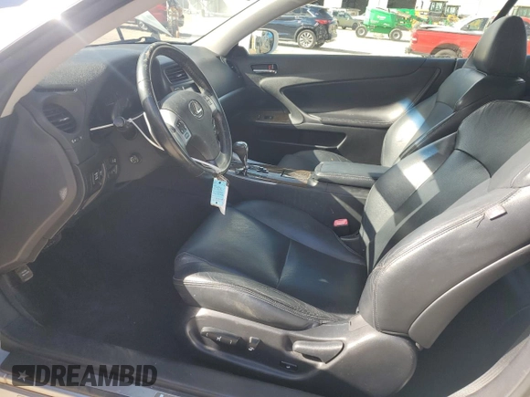 2012 Lexus IS 250 C z VIN JTHFF2C27C2526392, wystawiony jako Copart lot #85204854 z przebiegiem 114 057 mil mil oraz Szkoda całkowita • Salvage title. Historia ofert i sprzedaży dostępna na DreamBid. Obrazek 7.