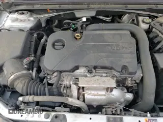 2020 Chevrolet Malibu LS z VIN 1G1ZC5ST7LF087358, wystawiony jako Copart lot #64176235 z przebiegiem 117 554 mil mil oraz Szkoda całkowita • Salvage title. Historia ofert i sprzedaży dostępna na DreamBid. Obrazek 13.