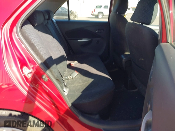 2008 Toyota Yaris z VIN JTDBT903784012634, wystawiony jako IAAI lot #42095324 z przebiegiem 136 691 mil mil oraz . Historia ofert i sprzedaży dostępna na DreamBid. Obrazek 8.