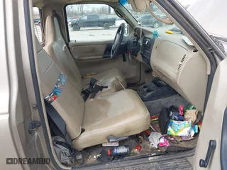2003 Ford Ranger XL with VIN 1FTYR10U73PB00559, listed as a IAAI auction lot 41203236 with 192,029 mi miles. Bid and sale history available at carsss.com. Image 5.