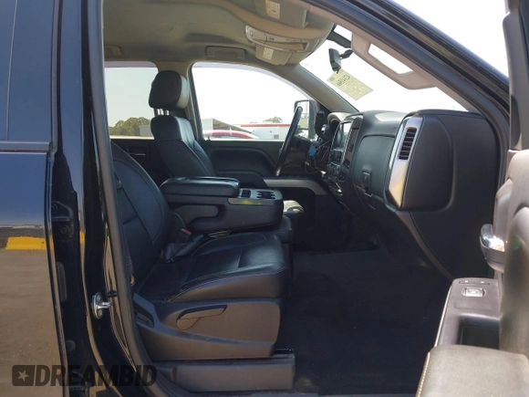 2015 Chevrolet Silverado 1500 LT with VIN 3GCUKRECXFG370962, listed as a IAAI auction lot 42141566 with 92,292 mi miles and . Bid and sale history available at DreamBid. Image 5.