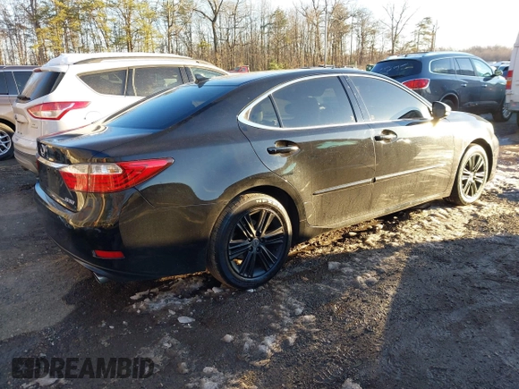 2013 Lexus ES 4dr Sdn with VIN JTHBK1GG9D2005248, listed as a IAAI auction lot 41300498 with 194,463 mi miles. Bid and sale history available at carsss.com. Image 4.