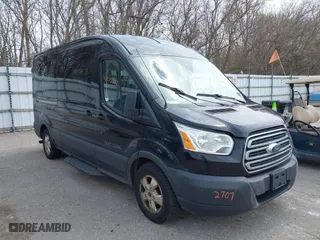2017 Ford Transit Wagon XL with VIN 1FBAX2CM5HKB15501, listed as a IAAI auction lot 42072707 with 1 mi miles. Bid and sale history available at carsss.com. Image 1.