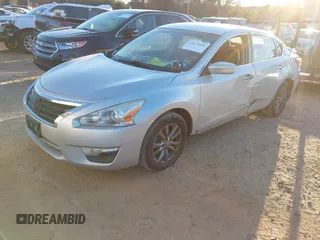 2015 Nissan Altima 2.5 SV with VIN 1N4AL3AP2FC591938, listed as a IAAI auction lot 41023604 with 132,988 mi miles. Bid and sale history available at carsss.com. Image 16.