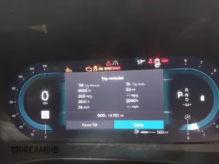 2024 Volvo XC40 Plus Dark Theme с VIN YV4L12UL0R2366601, выставлен на аукционе IAAI как лот 42206699 с пробегом 14 701 миль миль и . История ставок и продаж доступна на DreamBid. Изображение 7.