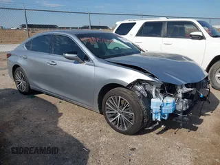 2024 Lexus ES 250 with VIN 58AD11D17RU013023, listed as a IAAI auction lot 42234245 with 16,729 mi miles and . Bid and sale history available at DreamBid. Image 1.