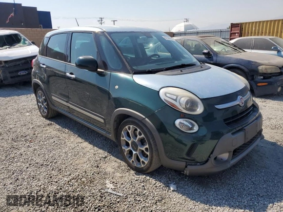 2014 FIAT 500L Trekking with VIN ZFBCFADH4EZ010196, listed as a Copart auction lot 62566094 with 128,519 mi miles and Salvage Title. Bid and sale history available at carsss.com. Image 4.