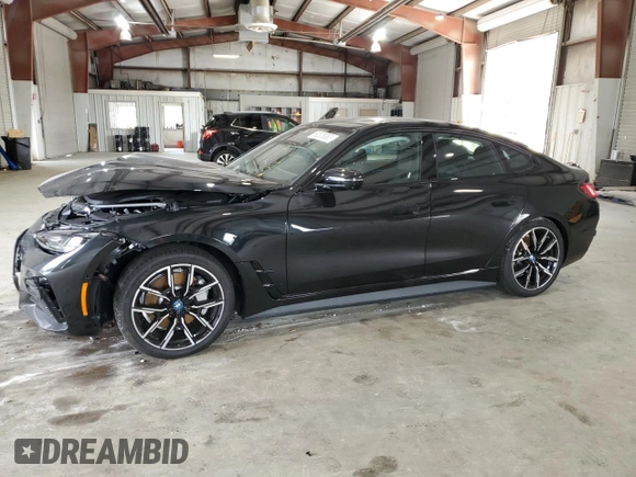 2022 BMW i4 eDrive40 with VIN WBY73AW03NFM94635, listed as a Copart auction lot 60828383 with 4,570 mi miles. Bid and sale history available at carsss.com. Image 1.
